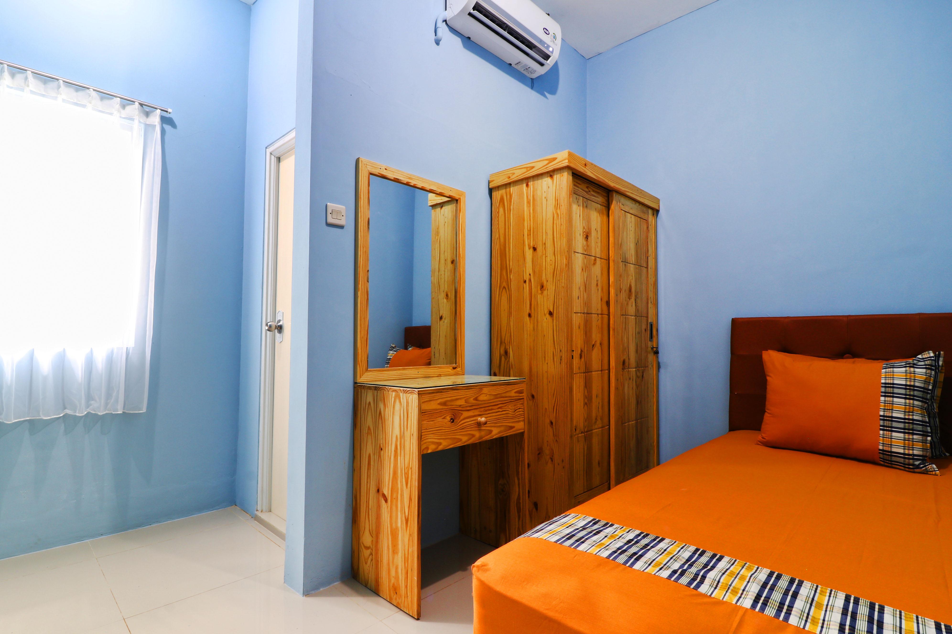Bedur Homestay Syariah Bekasi Exterior photo