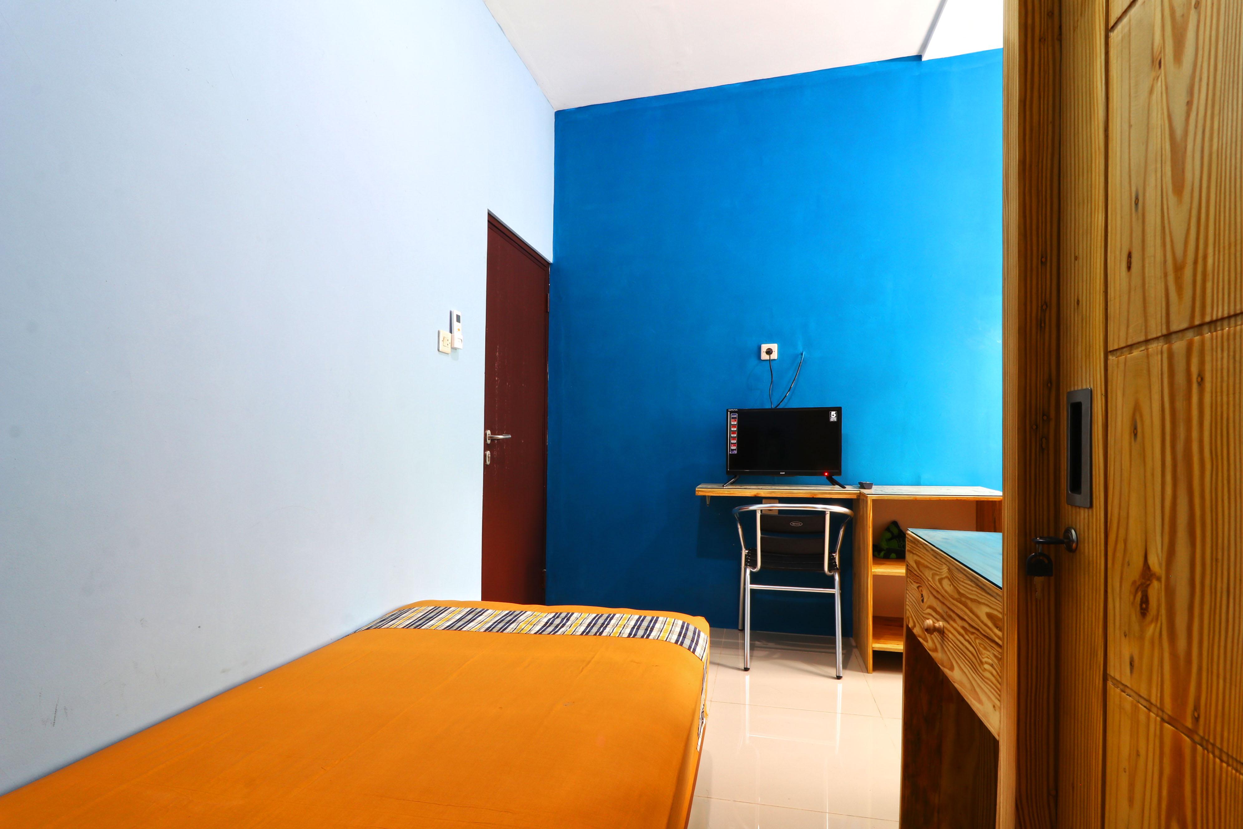 Bedur Homestay Syariah Bekasi Exterior photo
