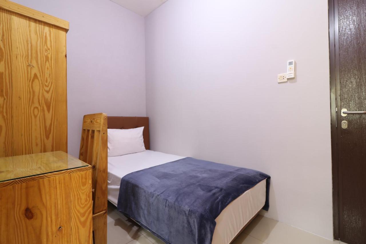 Bedur Homestay Syariah Bekasi Exterior photo