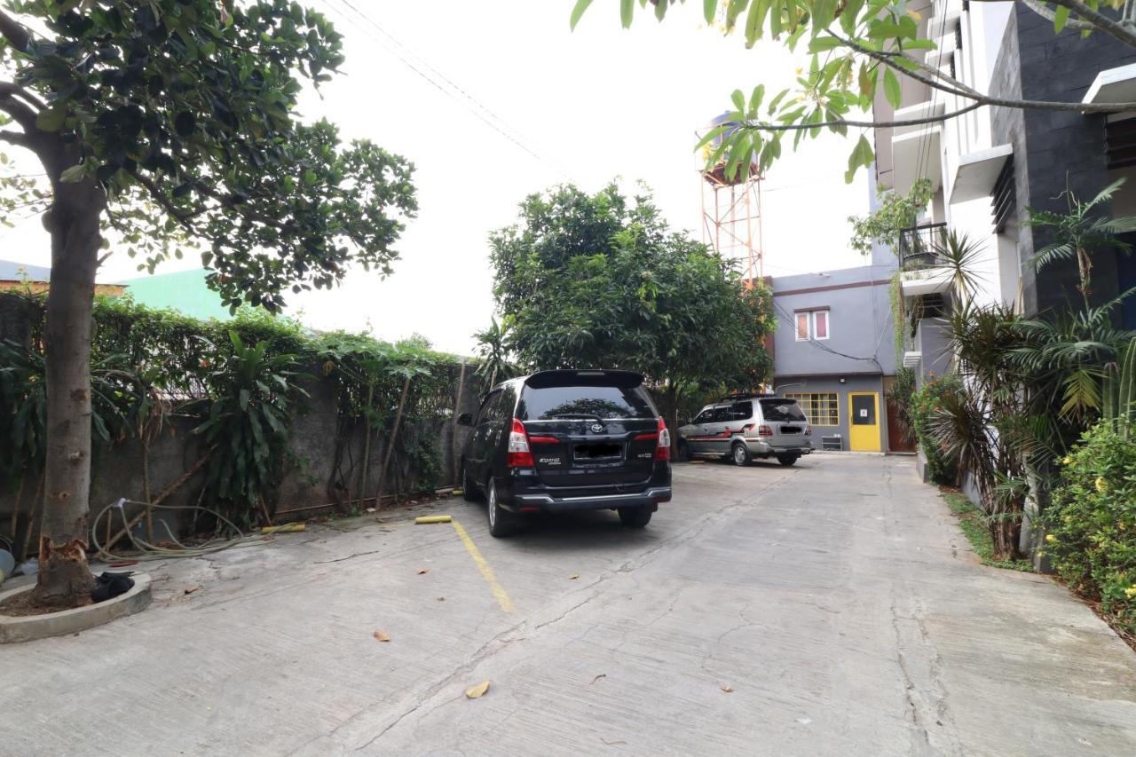 Bedur Homestay Syariah Bekasi Exterior photo